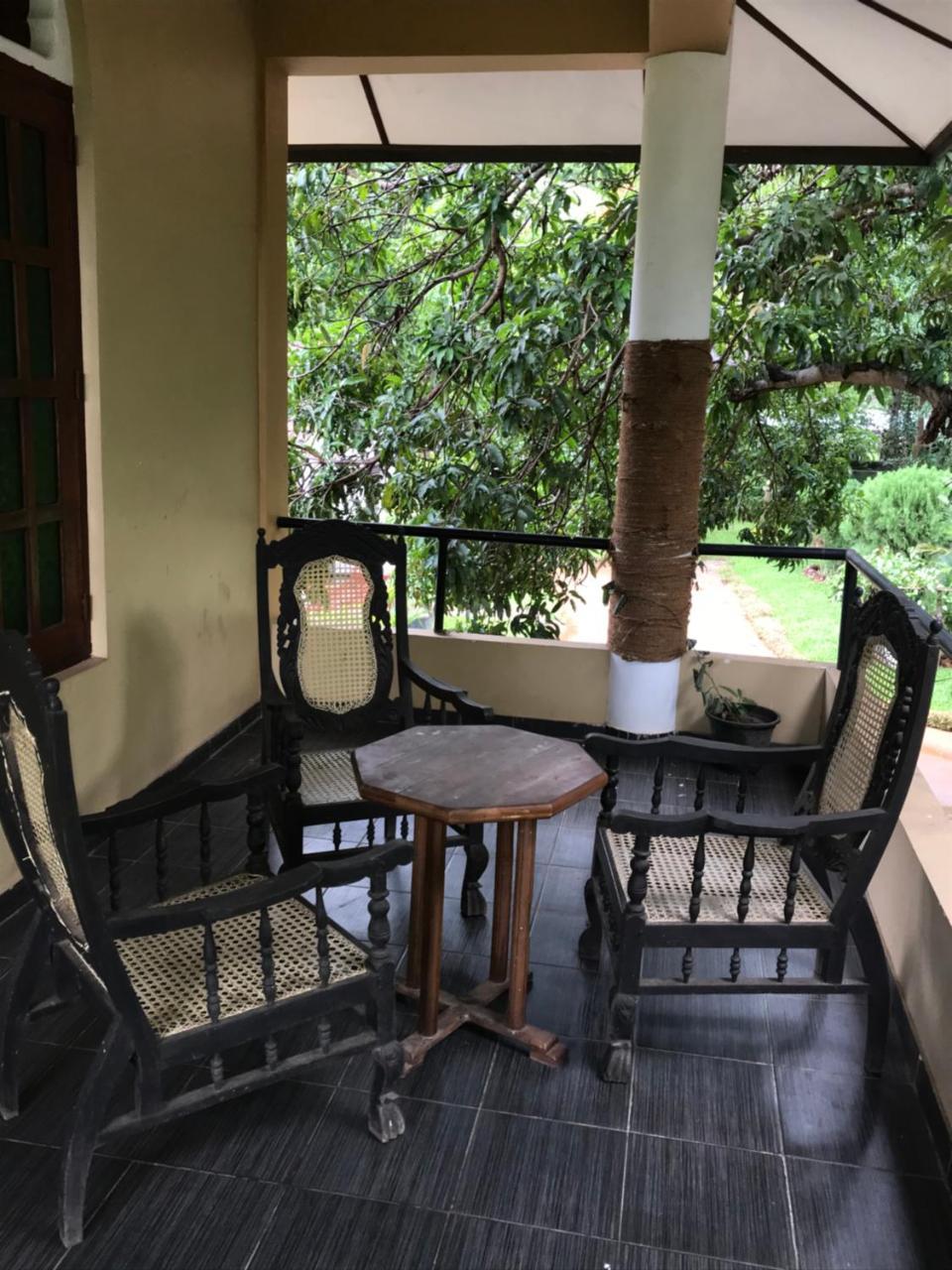 Hotel Sujatha Tourist Rest Dambulla Exterior foto